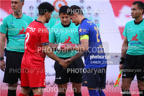 پرسپولیس  0 (3)-استقلال 0 (4)(1400/04/24)-وریا غفوری,کاپیتان ها,امید عالیشاه,محمد رضا منصوری,محمدحسین زاهدی فر,علیرضا فغانی,داوران و کاپیتانها,