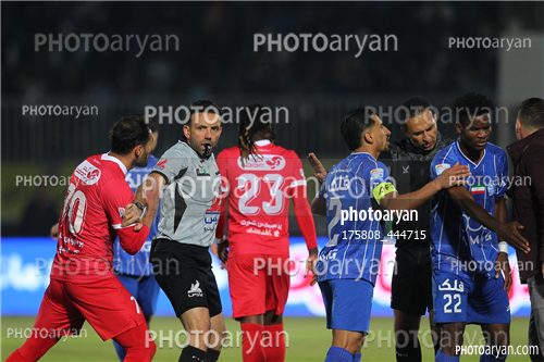 پرسپولیس 0-استقلال  0  (1404/09/14)-