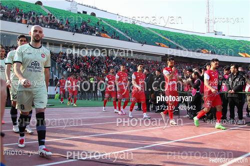 پرسپولیس  2-تراکتور  0    (1403/11/07)-