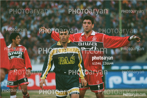 بازیکنان دهه های مختلف فوتبال ایران 18-علی انصاریان,حامد کاویانپور,حسین خطیبی,