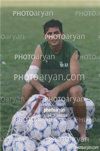 بازیکنان دهه های مختلف فوتبال ایران 38-