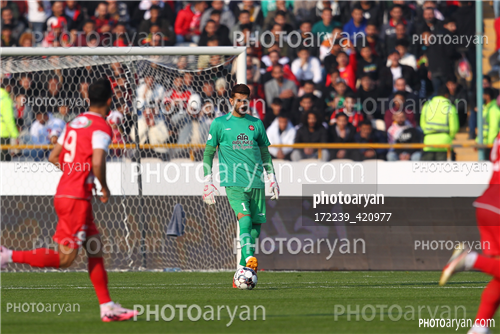 پرسپولیس  2-تراکتور  0    (1403/11/07)-