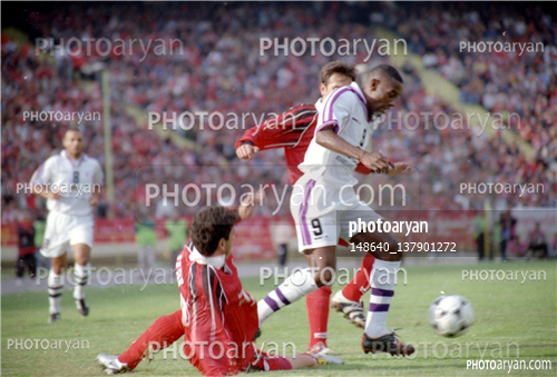 بازیکنان دهه های مختلف فوتبال ایران24 -