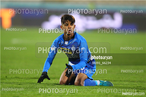 استقلال 3-سپاهان اصفهان  0 (96/09/15)-مهدی قایدی,