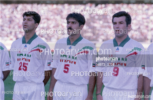 بازیکنان دهه های مختلف فوتبال ایران 3-افشین پیروانی,مهرداد میناوند,حمید استیلی,