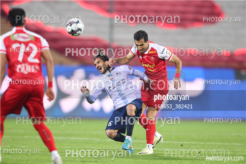 پرسپولیس 2-تراکتور 0  (1402/12/02)-