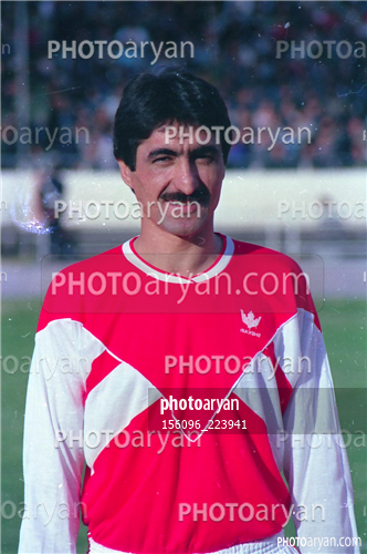 بازیکنان دهه های مختلف فوتبال ایران28-ناصر محمدخانی,