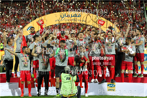 جشن قهرمانی تیم فوتبال پرسپولیس 96/01/30-محمد انصاری,علیرضا بیرانوند,محسن مسلمان,فرشاد احمدزاده,شهاب کرمی,