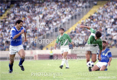 بازیکنان دهه های مختلف فوتبال ایران 7-مرتضی فنونی زاده,حمید استیلی,امیر قلعه نویی,رسول غنی زاده,