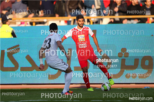 پرسپولیس 4 -ذوب آهن اصفهان 0 (96/09/10)-محمد انصاری,