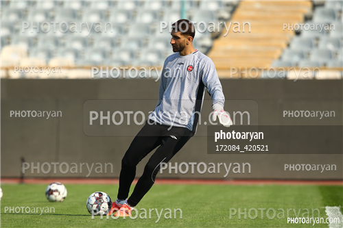 پرسپولیس  2-تراکتور  0    (1403/11/07)-