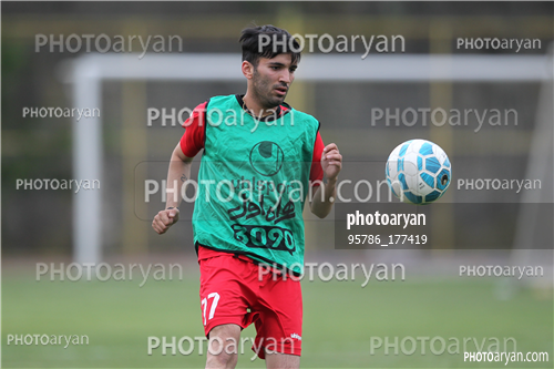 تمرین پرسپولیس در ورزشگاه درفشی فر 95/02/13-محسن مسلمان,