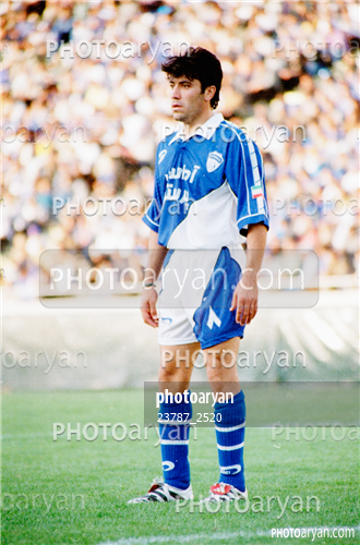 بازیکنان دهه های مختلف فوتبال ایران 10-محمد نوازی,