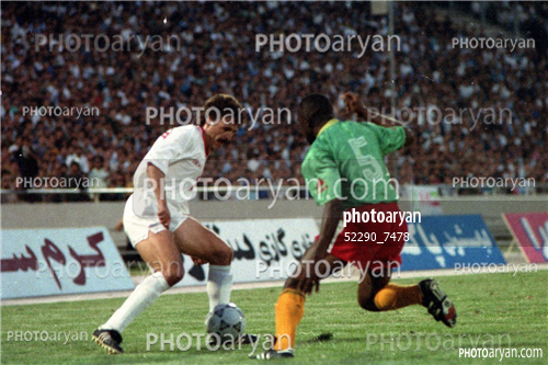 بازیکنان دهه های مختلف فوتبال ایران 12-جواد زرینچه,