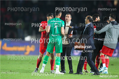 استقلال 0-تراکتور 2    (1403/08/10)-