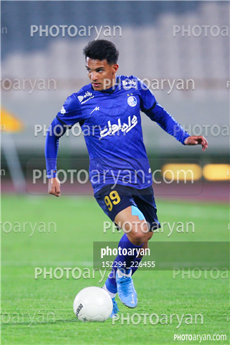 استقلال 1-هوادار 0 (1400/07/28)-