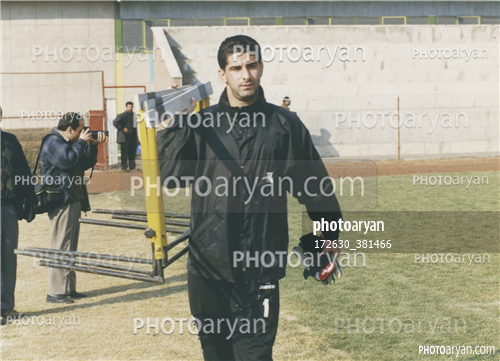 بازیکنان دهه های مختلف فوتبال ایران 40-داوود فنایی,