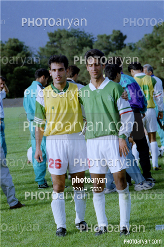 بازیکنان دهه های مختلف فوتبال ایران 7-علیرضا منصوریان,فرهاد مجیدی,