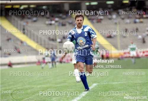 بازیکنان دهه های مختلف فوتبال ایران24 -