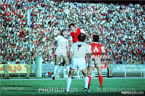 بازیکنان دهه های مختلف فوتبال ایران 2-ناصر محمدخانی,غلامرضا فتح ابادی,