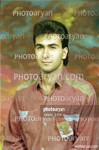 بازیکنان دهه های مختلف فوتبال ایران 3-کوروش تشت زر,