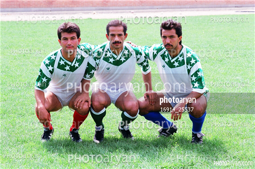 بازیکنان دهه های مختلف فوتبال ایران 1-محمد خاکپور,حمید استیلی,علی اصغر مدیر روستا,