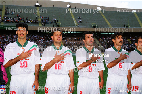 بازیکنان دهه های مختلف فوتبال ایران 1-رضا شاهرودی,افشین پیروانی,حمید استیلی,علی دایی  Ali Daei,