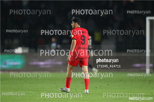 استقلال 0-تراکتور 2    (1403/08/10)-