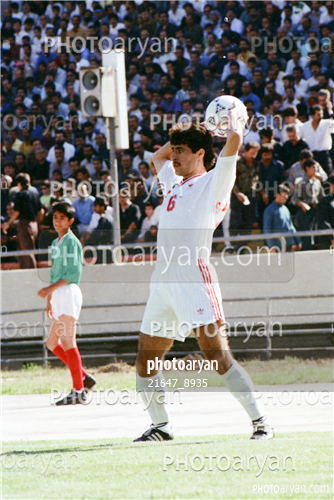 بازیکنان دهه های مختلف فوتبال ایران 6-صادق ورمزیار,