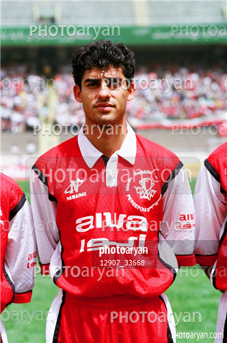 بازیکنان دهه های مختلف فوتبال ایران 1-بهنام سراج,