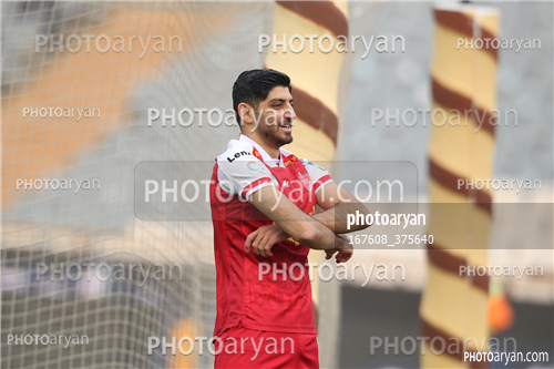 پرسپولیس 1-هوادار 0  (1402/09/18)-