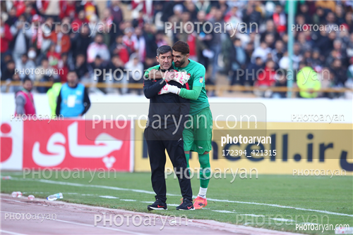 پرسپولیس  2-تراکتور  0    (1403/11/07)-علیرضا بیرانوند,کریم باقری,