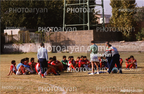 بازیکنان دهه های مختلف فوتبال ایران 4-مجتبی محرمی,شاهرخ بیانی,