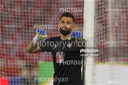  پرسپولیس 0-ذوب آهن 1 (99/05/17)-یوسف بهزادی,