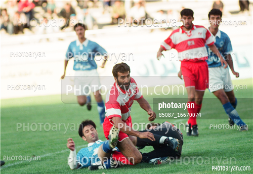 بازیکنان دهه های مختلف فوتبال ایران21-ادموند اختر,