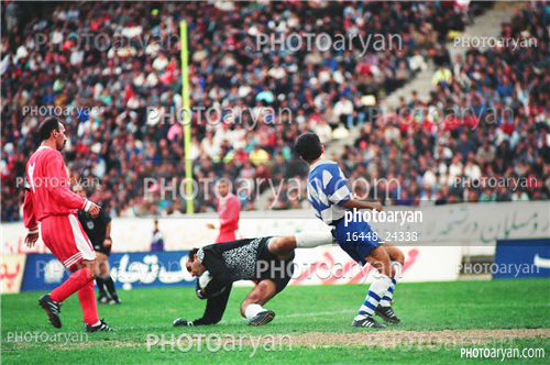 بازیکنان دهه های مختلف فوتبال ایران 2-مارکار اقاجانیان,احمد سجادی,