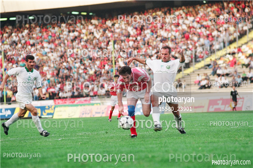 بازیکنان دهه های مختلف فوتبال ایران 2-ادموند بزیک,