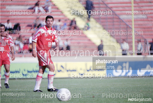 بازیکنان دهه های مختلف فوتبال ایران 3-مجتبی محرمی,