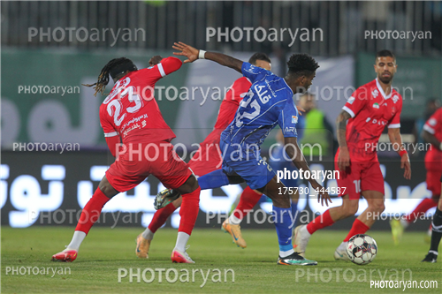 پرسپولیس 0-استقلال  0  (1404/09/14)-