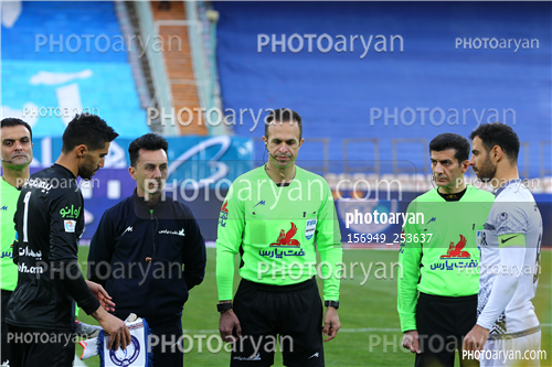 استقلال 2- گل گهر سیرجان  1 (1400/12/15)-