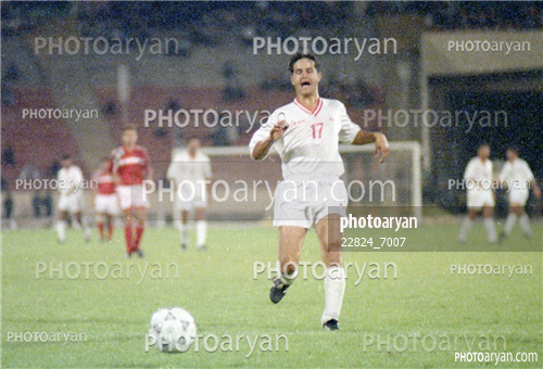 بازیکنان دهه های مختلف فوتبال ایران 9-فرشاد پیوس  Farshad Pious,