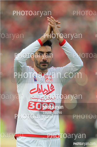 پرسپولیس 3- تراکتورسازی تبریز‎ (95/11/17)0-محمد ایران پوریان,