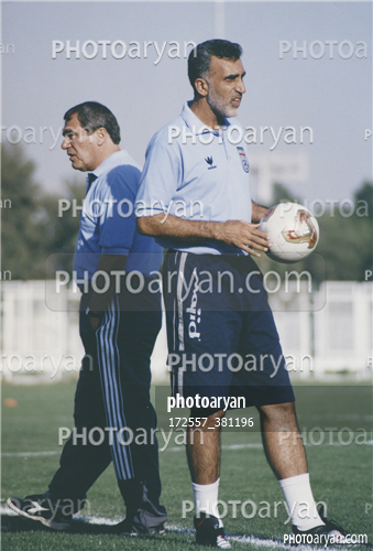 بازیکنان دهه های مختلف فوتبال ایران 40-حسین فرکی,همایون شاهرخی,