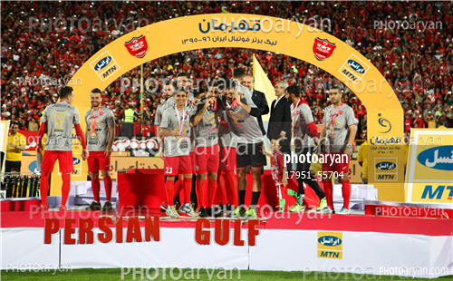 جشن قهرمانی تیم فوتبال پرسپولیس 96/01/30-سروش رفیعی,علیرضا بیرانوند,وحید امیری,محمد امین آرام طبع,