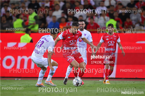 پرسپولیس 2-هوادار 0 (1404/02/25)-