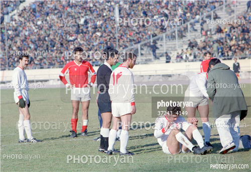 بازیکنان دهه های مختلف فوتبال ایران 11-کریم باوی,