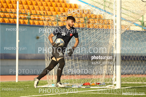 استقلال 2-پرسپولیس 0 (98/04/28)-محمدرضا خالدابادی,