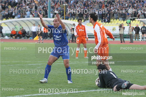 استقلال 0-سایپا 0  (1384/12/13)-