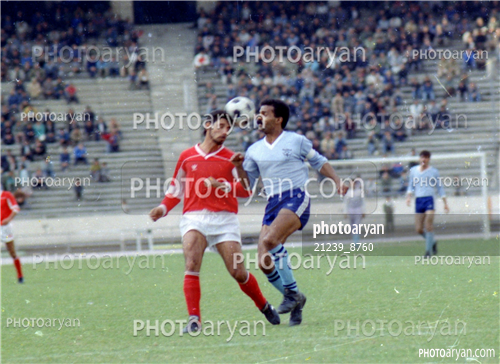 بازیکنان دهه های مختلف فوتبال ایران 5-مجتبی محرمی,