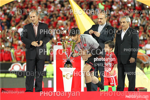 جشن قهرمانی تیم فوتبال پرسپولیس 96/01/30-علیرضا بیرانوند,طاها بیرانوند,مهدی تاج,دکتر مسعود سلطانی فر ,